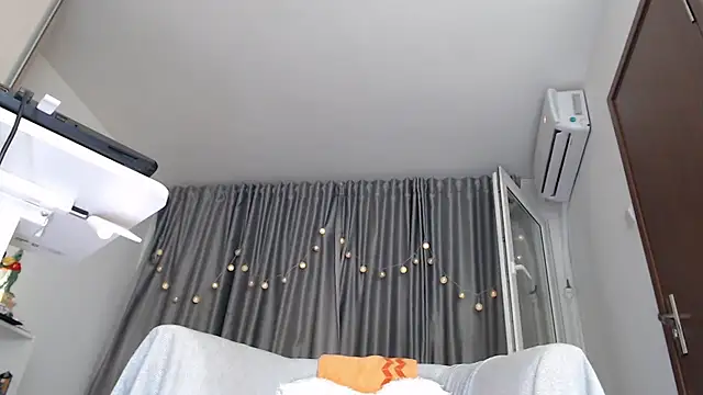 Babe_Licious webcam