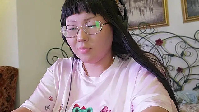 pikpikpikachu webcam
