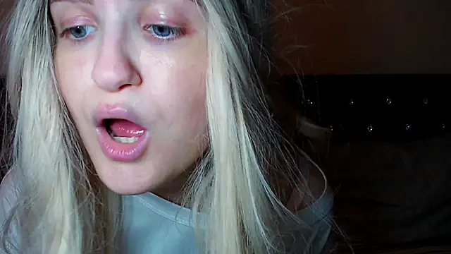 Sara4uu webcam