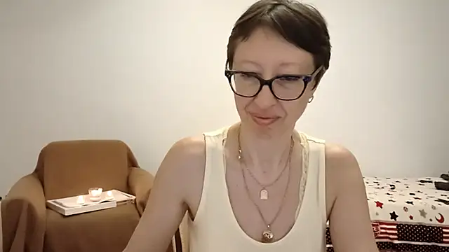 BellaRose_2020 webcam