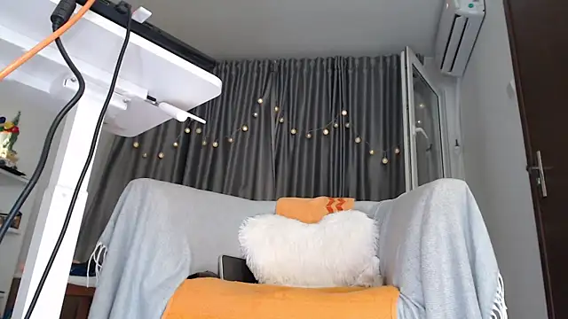 Watch Babe_Licious live on EroticFlix - High definition streams