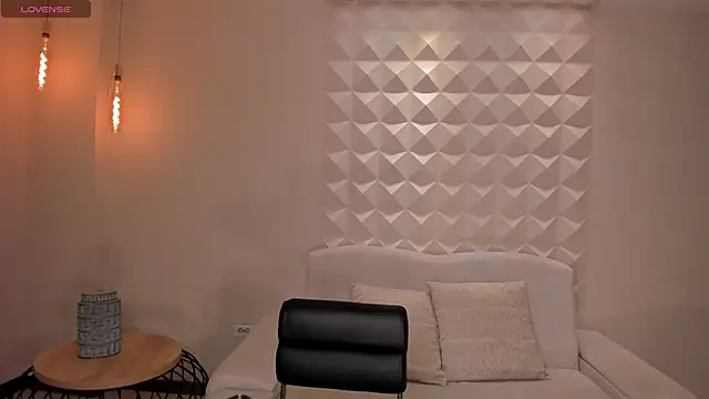 TiffannySins webcam
