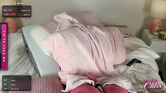 itschloelaurent webcam