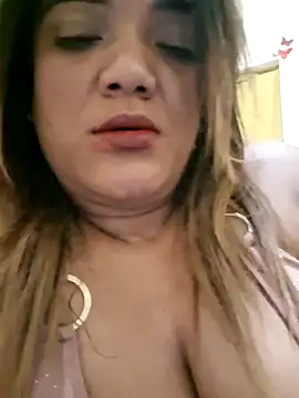 Indianpleasure300 webcam