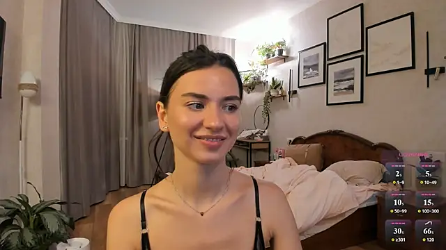 NicoleLuv webcam