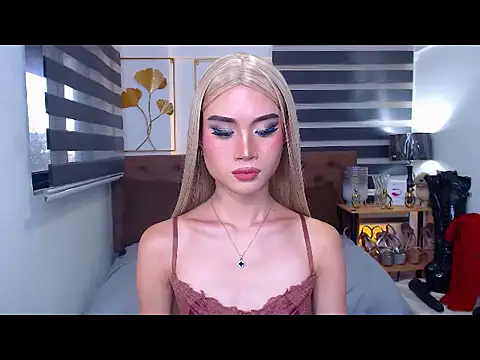 JuicyCockThea live cam on StripChat