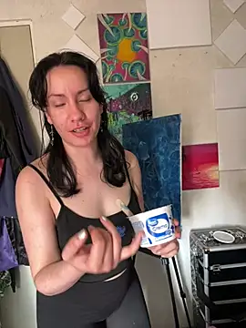 Nina-Chick777 webcam