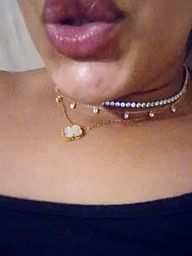 Sexlove1xo webcam