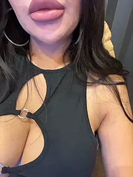 ANGELIKA7741 webcam