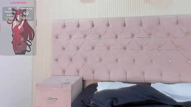 ZarinaWynne webcam