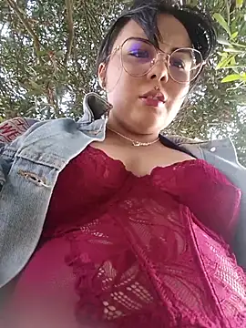 Juliet_elary webcam
