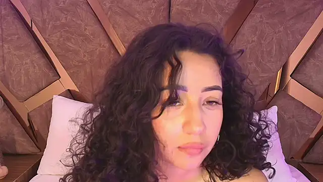 bella_swwan_ webcam