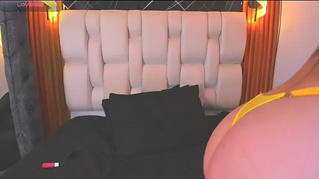 mia89_dl webcam