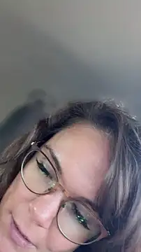 BaileyMFox webcam