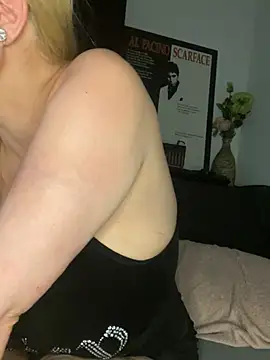 Lisavontease webcam
