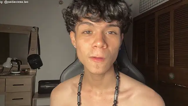 OopsAgain_'s live cam