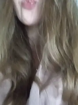 KattyLuuu webcam