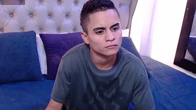 Liiamthompson webcam