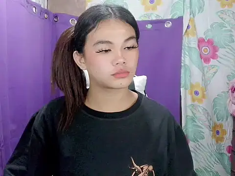 caramiya webcam