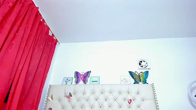 celena_wonder webcam