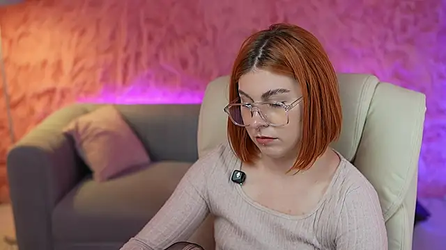 GingerPinky webcam