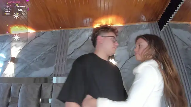 Manson_and_Zoe webcam