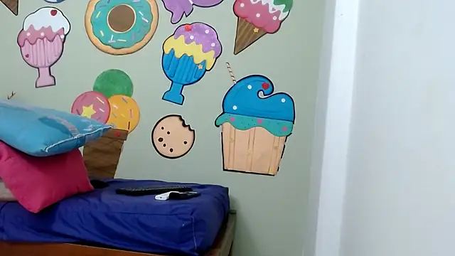 erikaskinny18 webcam