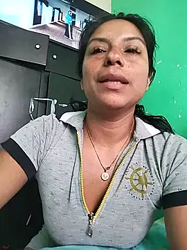 AngelicaStorms webcam
