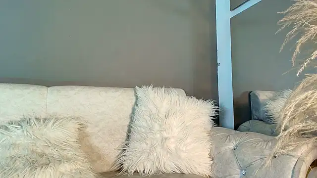 Zoee_8 webcam