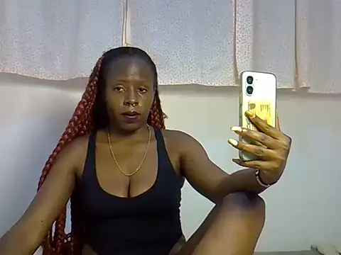 sweet_iynika webcam