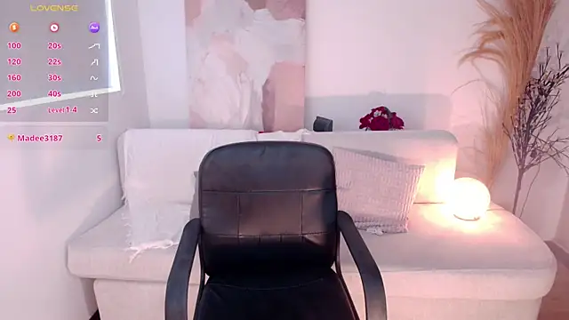VictoriaLeia webcam