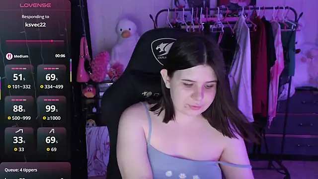 AmyVibess webcam