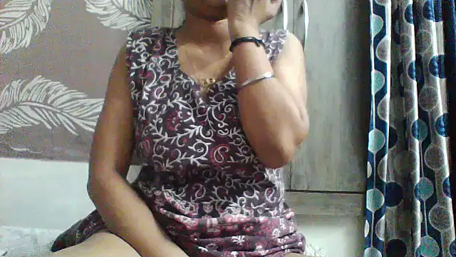 shalini_fire webcam
