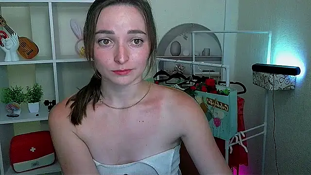 _Barbie_Kiss_'s most recent online snapshot