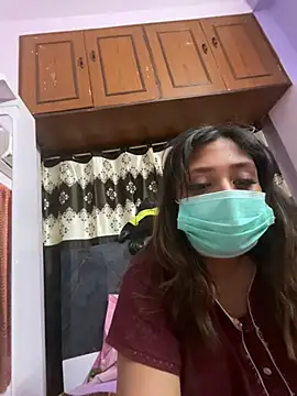 Yourhornynightmare webcam