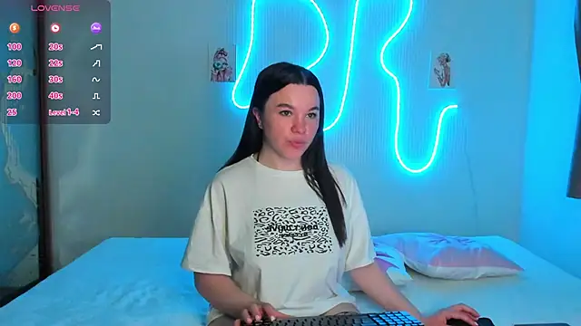 Mia_Mia999 webcam