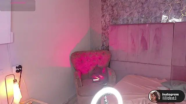 lilithst_ webcam