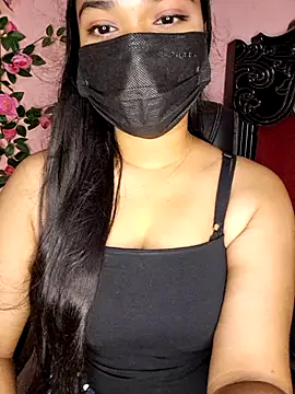 Ismanur11 live cam on StripChat