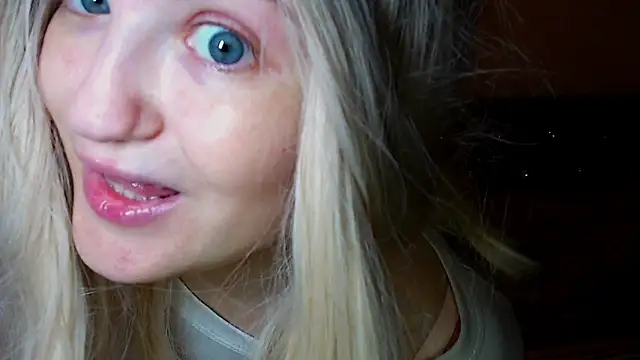 Sara4uu webcam