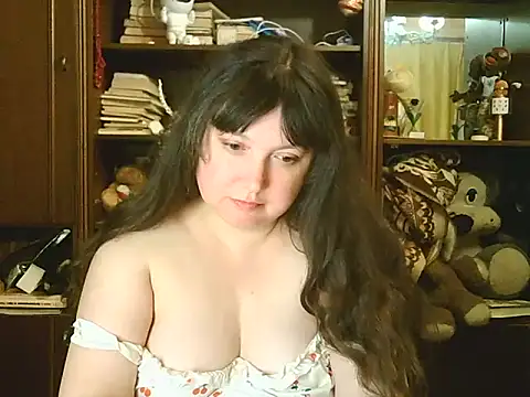 CarrieQPeach webcam