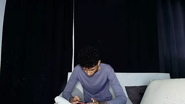 self_love46 (Ask my age) - THROAT DESTRUCTION FUCK NO MER