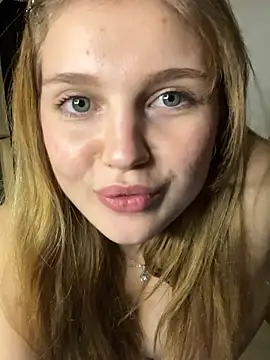Emaline_Fane webcam