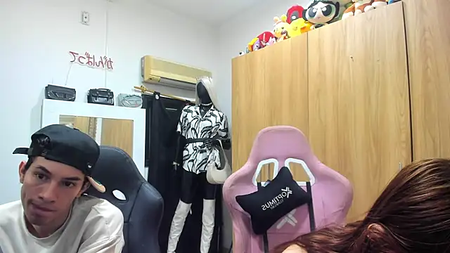 Pride_couple webcam