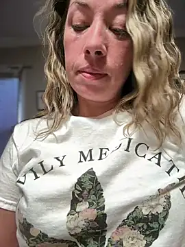MiraKisss webcam