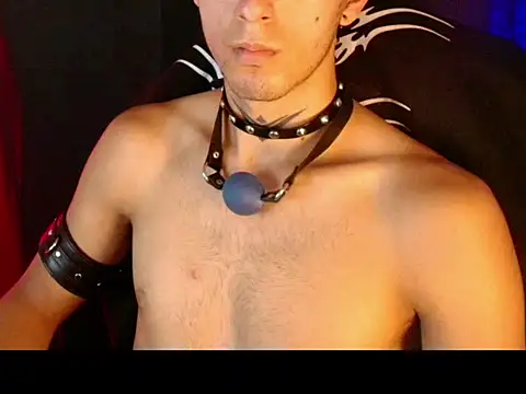 dark_men1 webcam