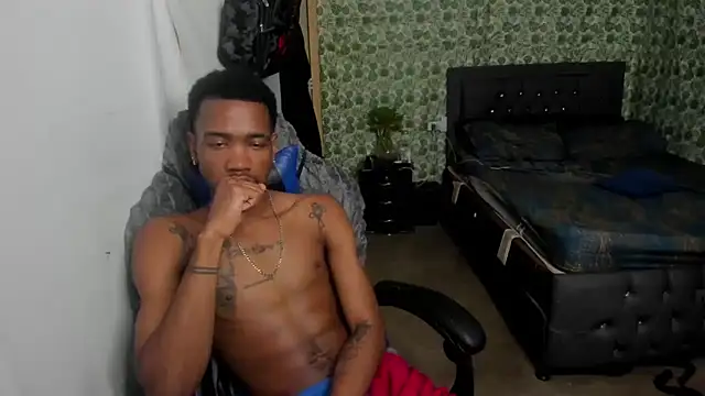 Kofi_exotic_2 live cam on StripChat