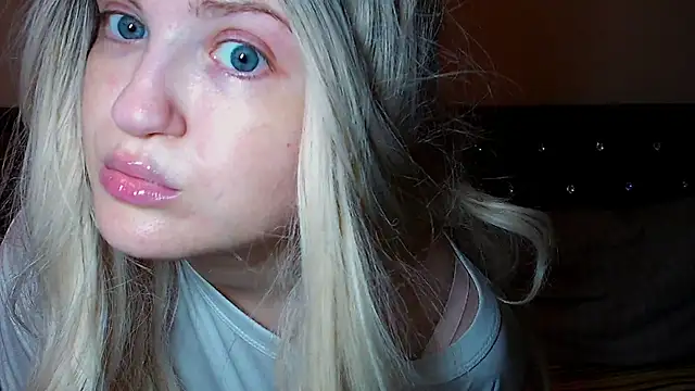 Sara4uu webcam