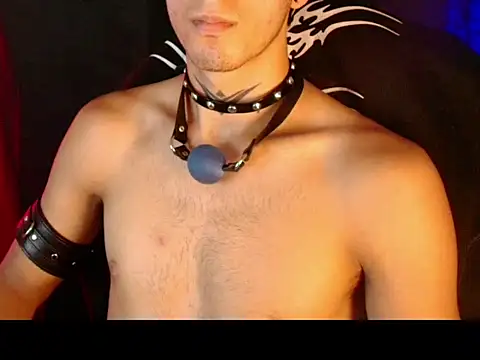 dark_men1 webcam