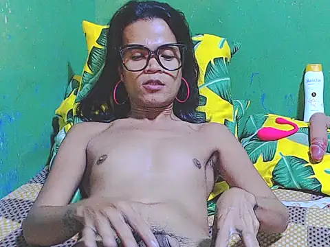 ToiletPlayBarbieDoll webcam
