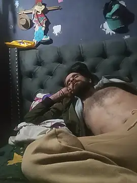 hairy_mannn webcam
